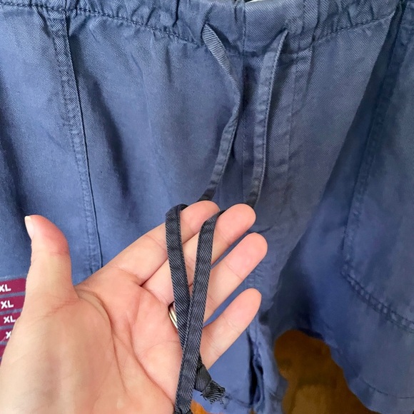 NWT GAP womens loose slouchy drawstring shorts pockets 3.5” inseam XL blue - Picture 5 of 11